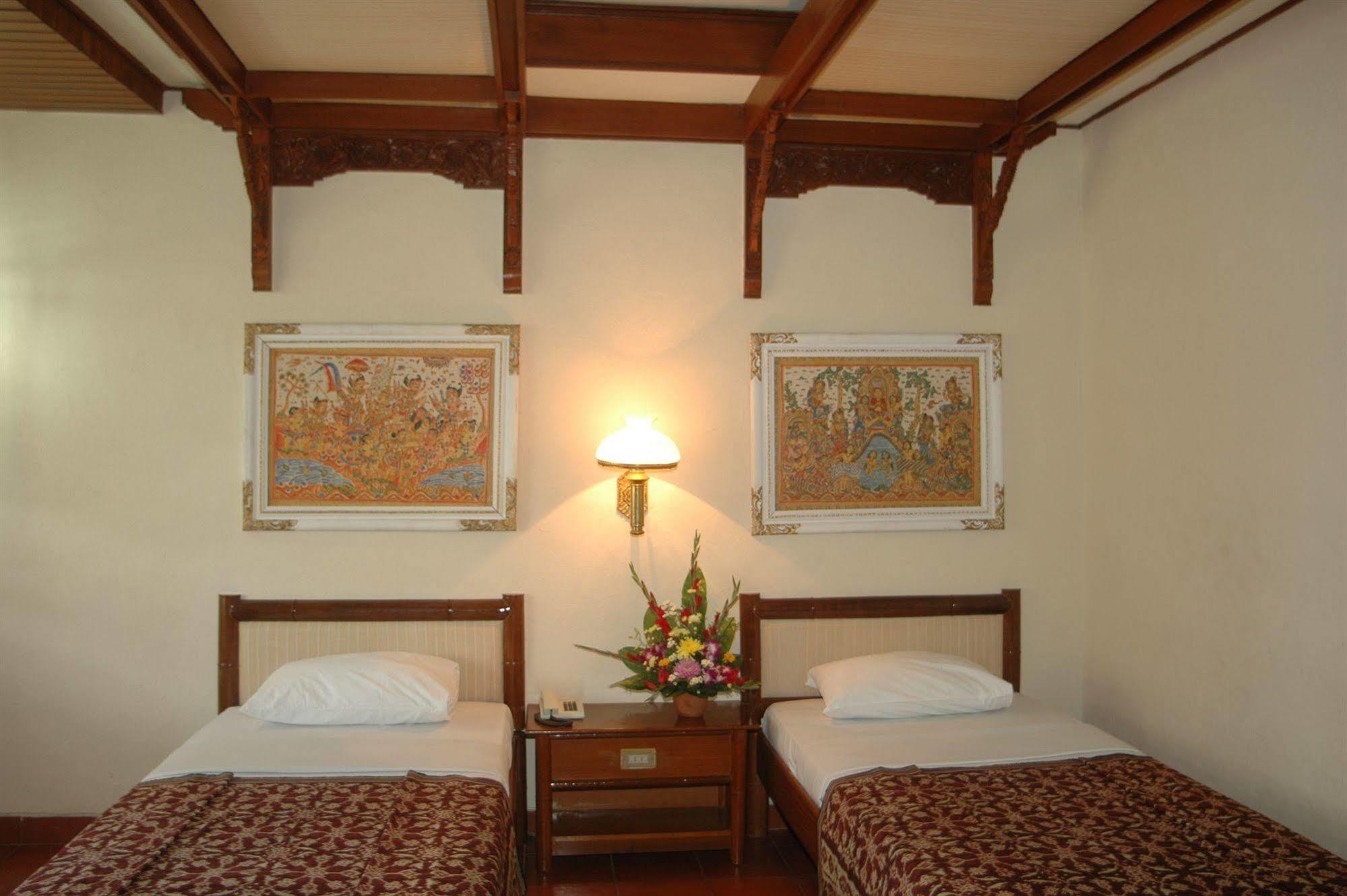 Bali Segara Hotel Kuta  Exterior photo